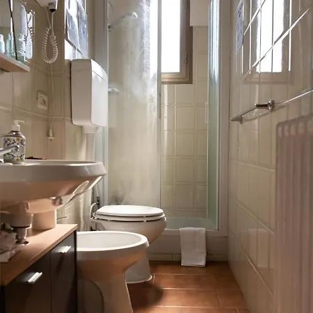 Lägenhet Bologna, Vicino Ospedali Sant'orsola E Malpighi, Centro Storico E Fiera *