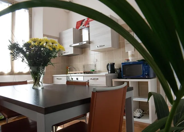 Bologna, Vicino Ospedali Sant'orsola E Malpighi, Centro Storico E Fiera * Bologna