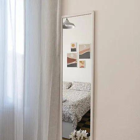 Bologna, Vicino Ospedali Sant'orsola E Malpighi, Centro Storico E Fiera