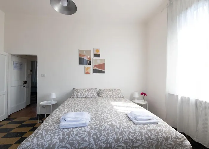 Bologna, Vicino Ospedali Sant'orsola E Malpighi, Centro Storico E Fiera